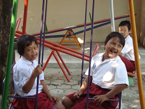 Ein französischer Verein, um „Verschiedenheit in Indonesien einen Platz zu geben"