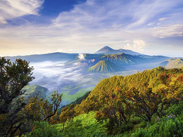 Die schönsten Vulkane Indonesiens